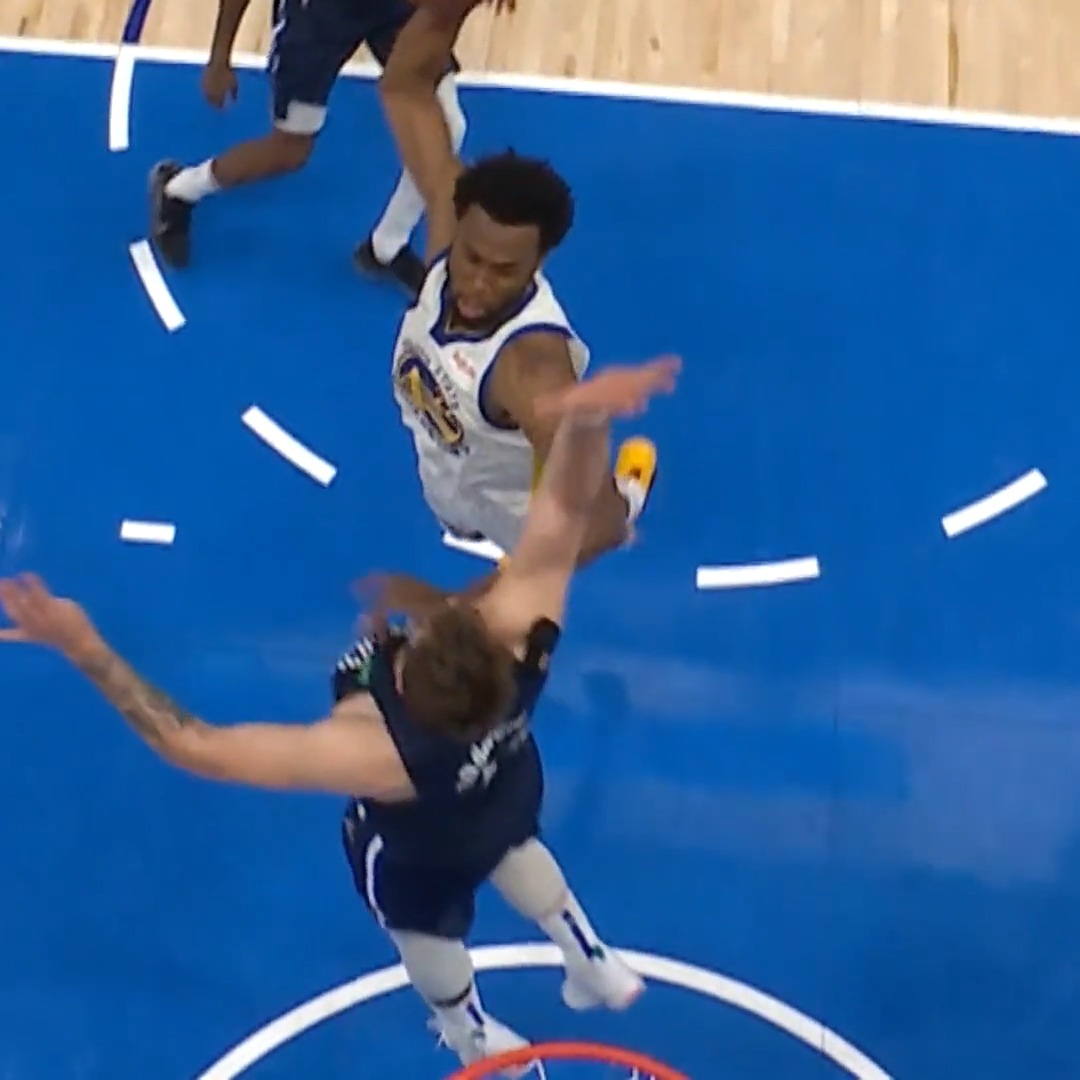 I’m bored Here’s 9 Minutes of Andrew Wiggins Best dunks as a warrior