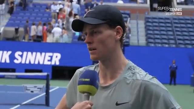"L'aspetto più bello di questo sport? Il percorso, a prescindere dai risultati e da quanto possa sembrare semplice" I commenti a caldo di Jannik #Sinner ai microfoni di #SuperTennisTV 🎙️👇