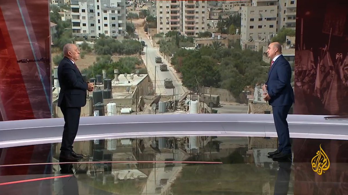 الخبير العسكري والاستراتيجي اللواء فايز الدويري: إسرائيل لن تستطيع القضاء على المقاومة، ولا يوجد في التاريخ أن مقاومة تحمل مبادئها في عقلها وروحها في كفها وهزمت، ولنا في ثورة #الجزائر مثال #حرب_غزة #الأخبار