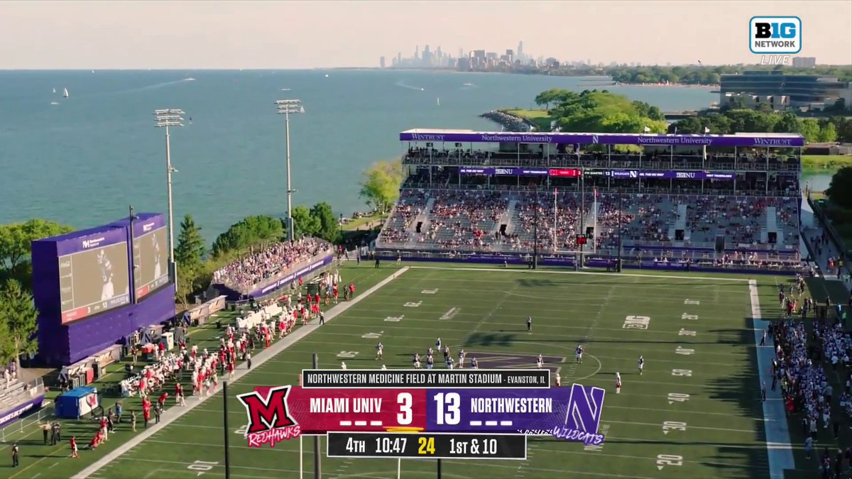Views 😍 The Northwestern Football temporary stadium on the lake is such a vibe 🏈🌊