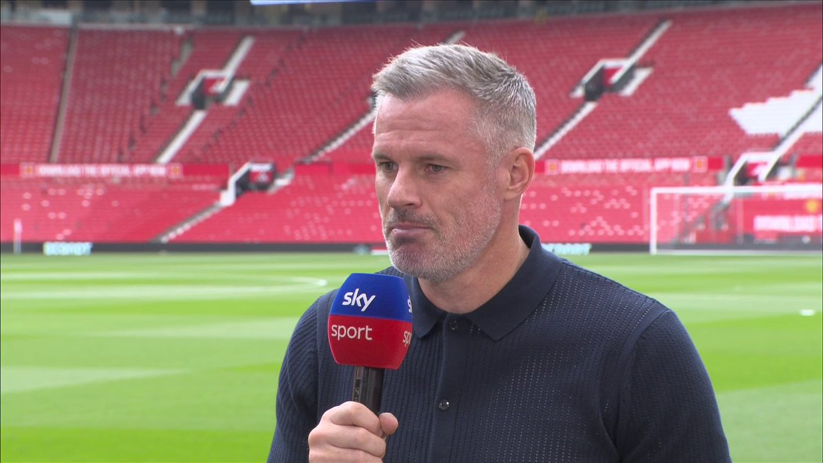 "Why is everyone looking at me for?" 👀 Jamie Carragher 🤣🤣