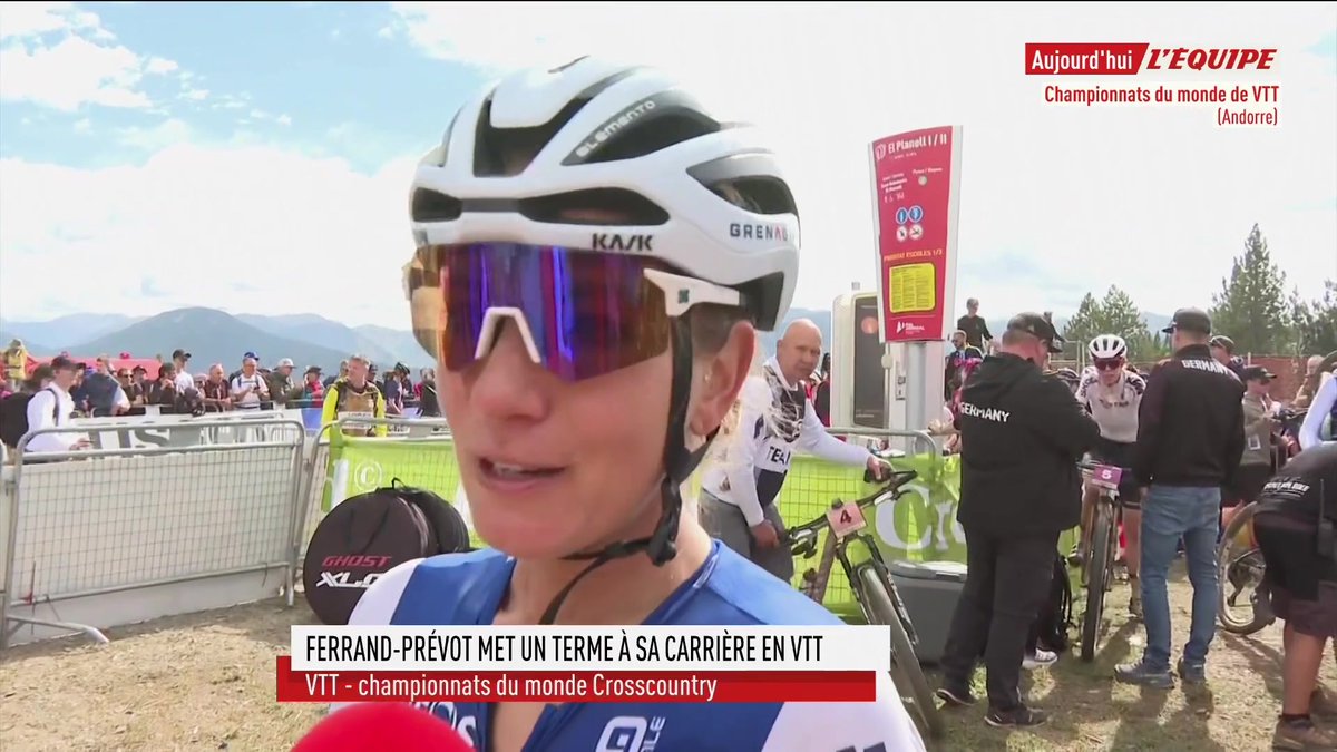 « Je suis super contente de ma carrière en VTT (…) j’ai rapidement vu que j’étais pas bien aujourd’hui, j’ai un peu cassé le moteur, je n’ai rien à regretter » Pour sa dernière course en VTT, Pauline Ferrand-Prévôt n'a pris que la 14e place des Mondiaux . #lequipeVELO