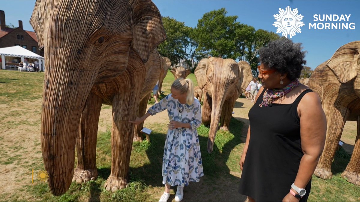 A touring exhibition, "The Great Elephant Migration," showcases giant elephant sculptures, promoting coexistence between humans and animals. The sculptures, made by Indian artists, support indigenous artisans and conservation efforts.
