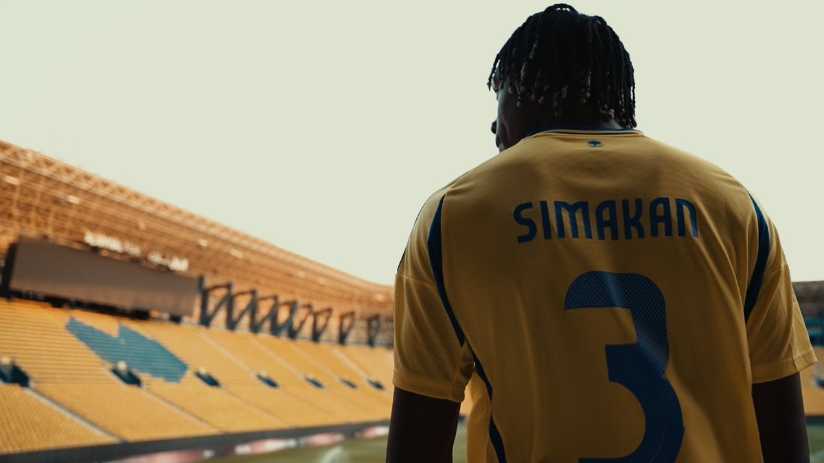 من قلــب مدرج الفرسـان .. ينضـم إلى #النصر سيماكان 💛