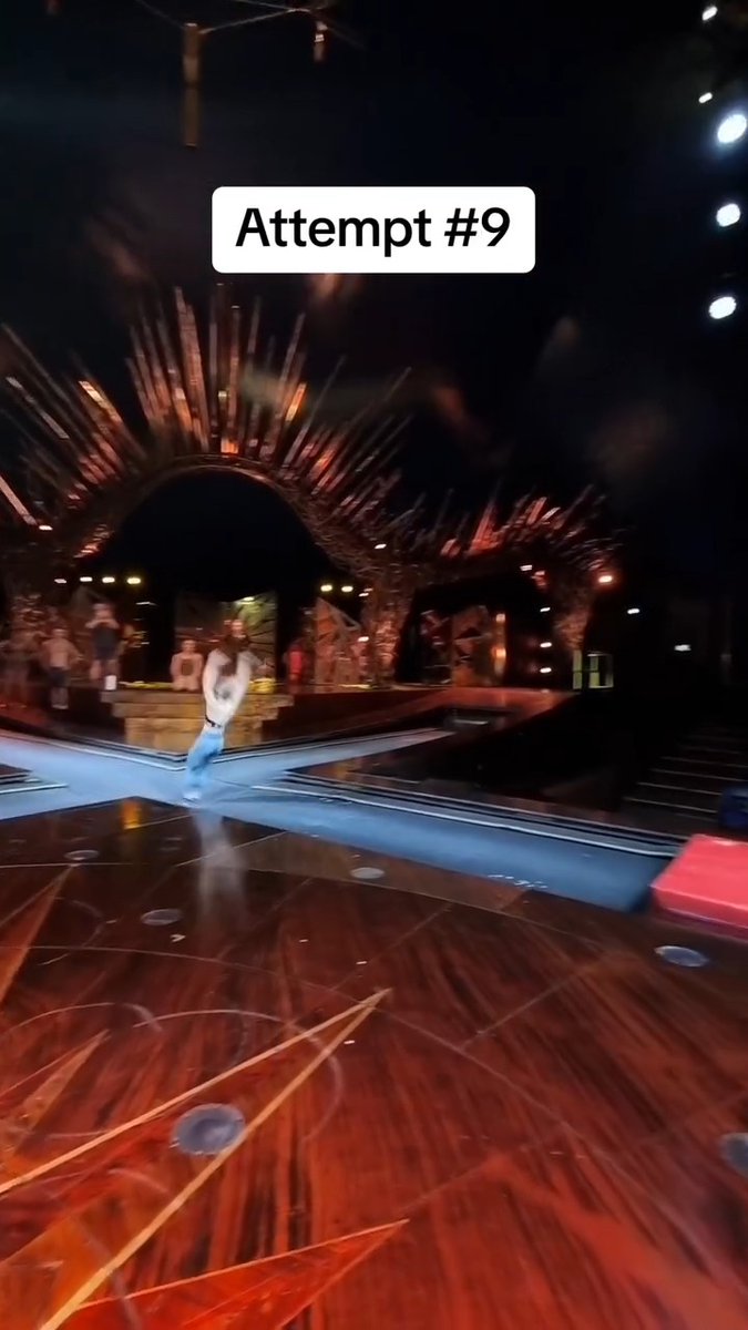…this is what multiple attempts looked like before Lucie Colebeck performed the triple flip in #Alegria!! 💥Never give up. Believe you can!