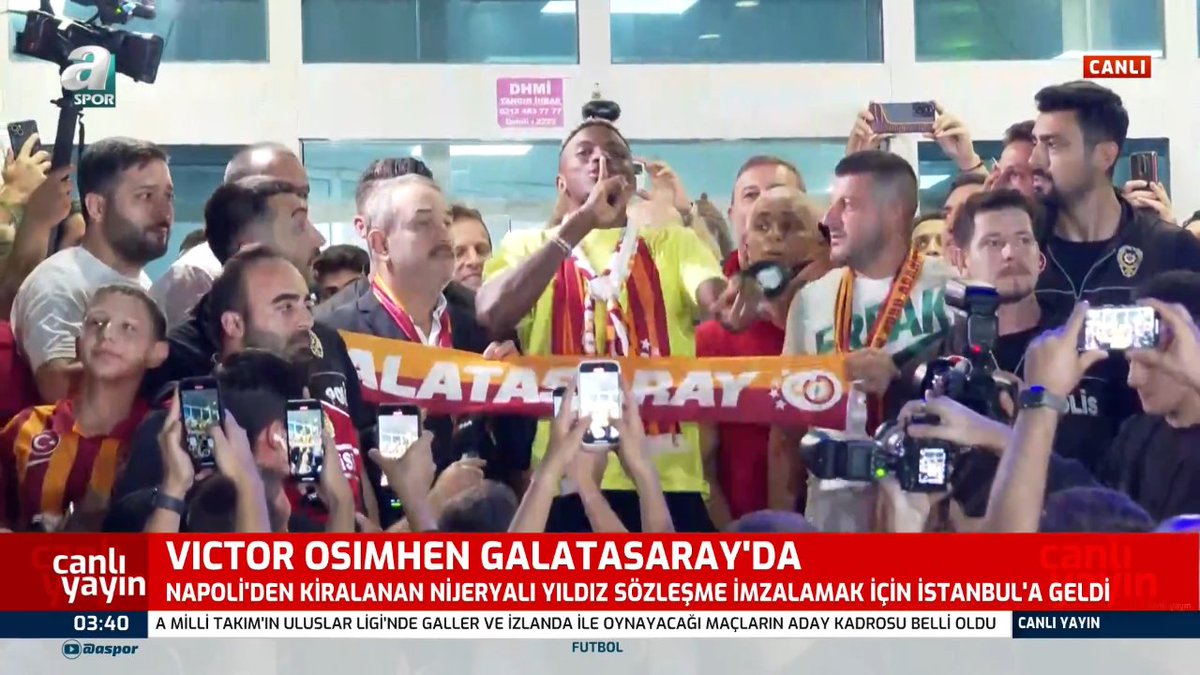 Dünyanın en iyi 4. santraforuna gece vakti 3’lü çektirdik.. Galatasaray işte böyle bir kulüp.