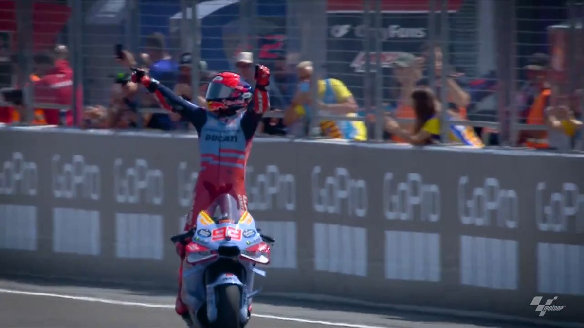 A fallen King returns to his Aragon throne 👑 A circuit where Marc Márquez once dominated finally saw his 1043 day wait come to an end 🏆 Enjoy it From the Inside! 👊 #AragonGP 🏁