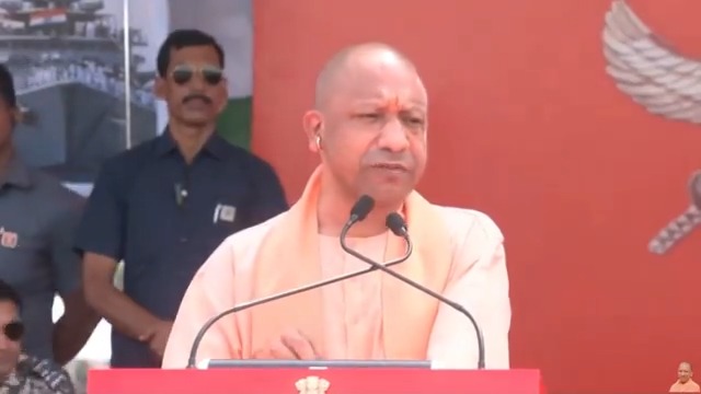 डिफेंस कॉरिडोर से प्रदेश के युवाओं को व्यापक स्तर पर रोजगार के अवसर भी सुलभ हो रहे हैं...
