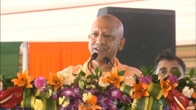 'इनको'... मैनपुरी की चिंता नहीं थी, इटावा की चिंता नहीं थी, प्रदेश की चिंता नहीं थी, 'स्वयं' की चिंता थी...