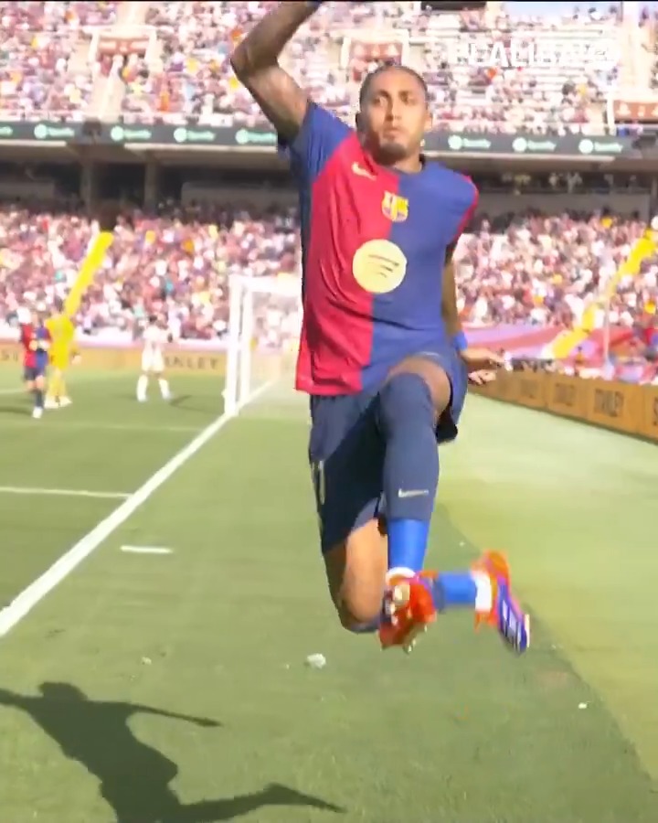 🔥 Superlativo. ⚽👏 El primer 𝐇𝐀𝐓-𝐓𝐑𝐈𝐂𝐊 de Raphinha en #LALIGAEASPORTS. #LALIGAHighlights