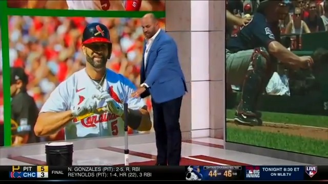 🗣️ "This is what got me ready..." Albert Pujols breaks down his tee routine and pregame prep at the MLB Central skybox.