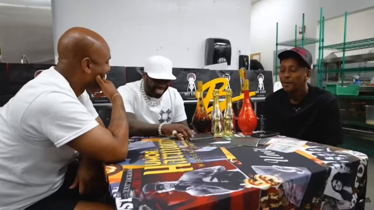 50 Cent left Gillie hanging, but he played it off well 😭😭