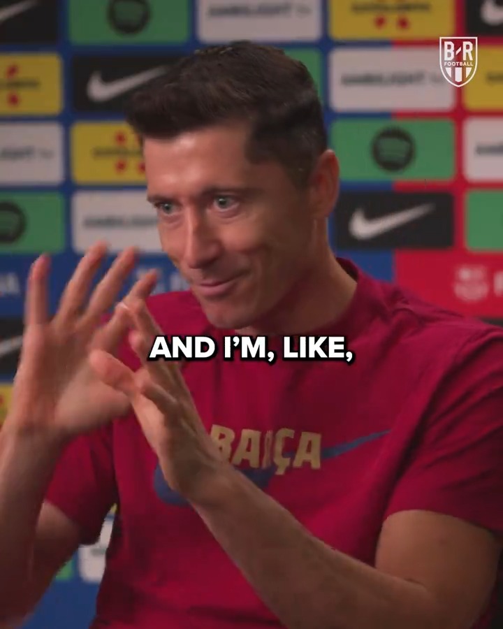 Robert Lewandowski shares his thoughts on modern-day No. 9s 💥