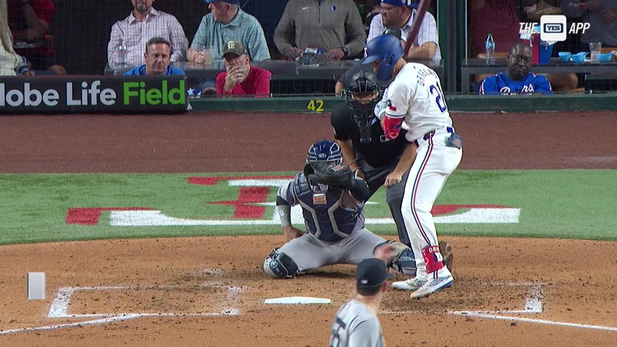 That's 9️⃣ strikeouts for Carlos Rodón 🔥