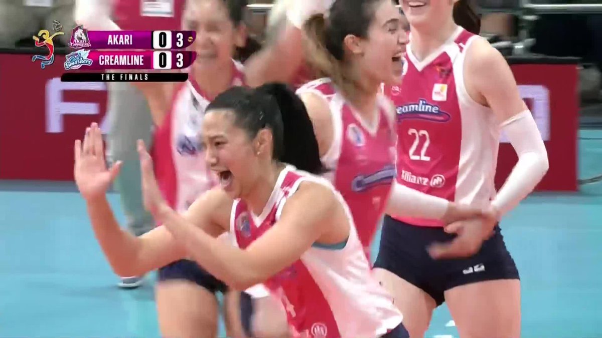 BEA—DAAMNN—LEON 🔥 Bea de Leon is having a blast in the opening frame as she fires continuous points for the Creamline Cool Smashers against the Akari Chargers! #OneSports #PVL2024 #TheHeartOfVolleyball