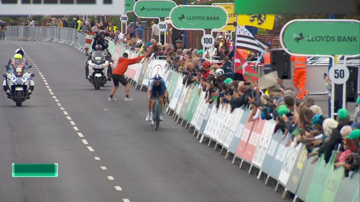Stevie Williams wins the second stage of the Lloyd's Bank Tour of Britain! 👏🇬🇧 #TourOfBritain