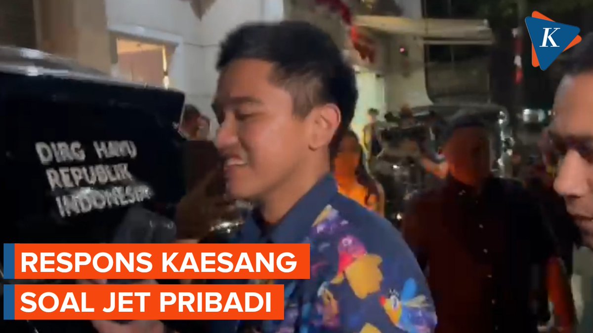 Ditanya soal Jet Pribadi, Kaesang Hanya Tersenyum < #KaesangPangarep #PSI #JetPribadi
