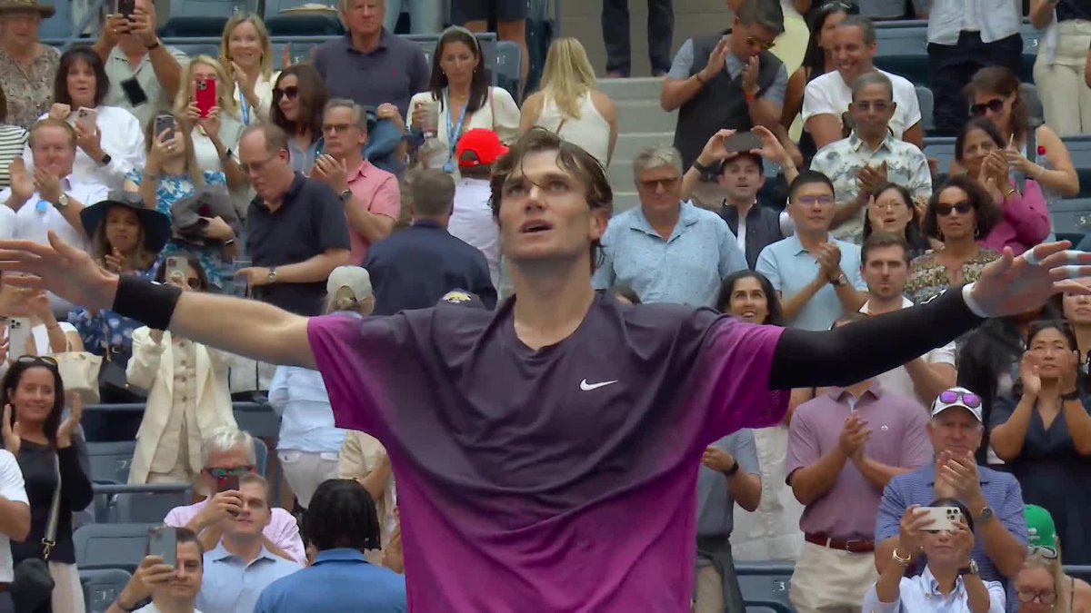 Jack Draper STORMS into his first career Grand Slam semifinal!