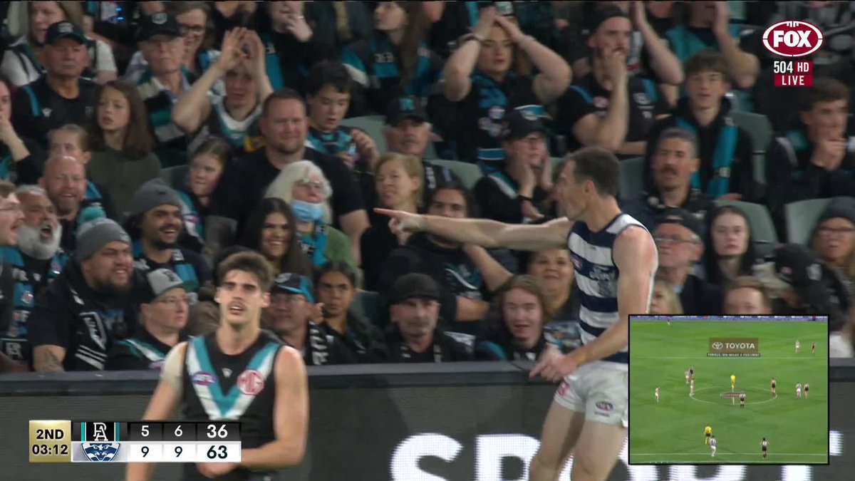 Jeremy Cameron kicks a beauty and lets the Port Adelaide fans know about it! 😤😤😤 📺 Watch #AFLFinals LIVE on ch.504 or stream on Kayo: ✍️ BLOG 🔢 MATCH CENTRE