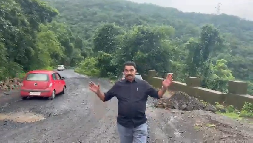 Actor Sayaji Shinde Raises Awareness on Environmental Conservation Renowned actor Sayaji Shinde highlights a crucial issue we often overlook – the impact of development on our environment. He urges everyone to reflect on how rapid urbanization is erasing flora and fauna, and the profound effects this has on humanity. 🌳🌸 With every tree felled and every species lost, we are not just altering landscapes, but endangering our own existence. Let’s take a moment to appreciate nature and work towards sustainable development. 🌍💚 #SayajiShinde #EnvironmentalAwareness #SaveNature #SustainableDevelopment #Conservation #ProtectFloraAndFauna #EcoFriendlyLiving #NatureMatters #Biodiversity #GreenLiving