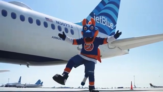 In celebration of JetBlue being the Official Domestic Airline Partner of the #Isles and UBS Arena, we brought the energy to new heights at Terminal 5 yesterday!