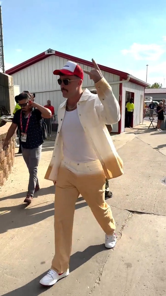 Travis Kelce, you're a star ⭐️ 📺: #Kickoff2024 – 8pm ET on NBC/Peacock 📱: Stream on #NFLPlus