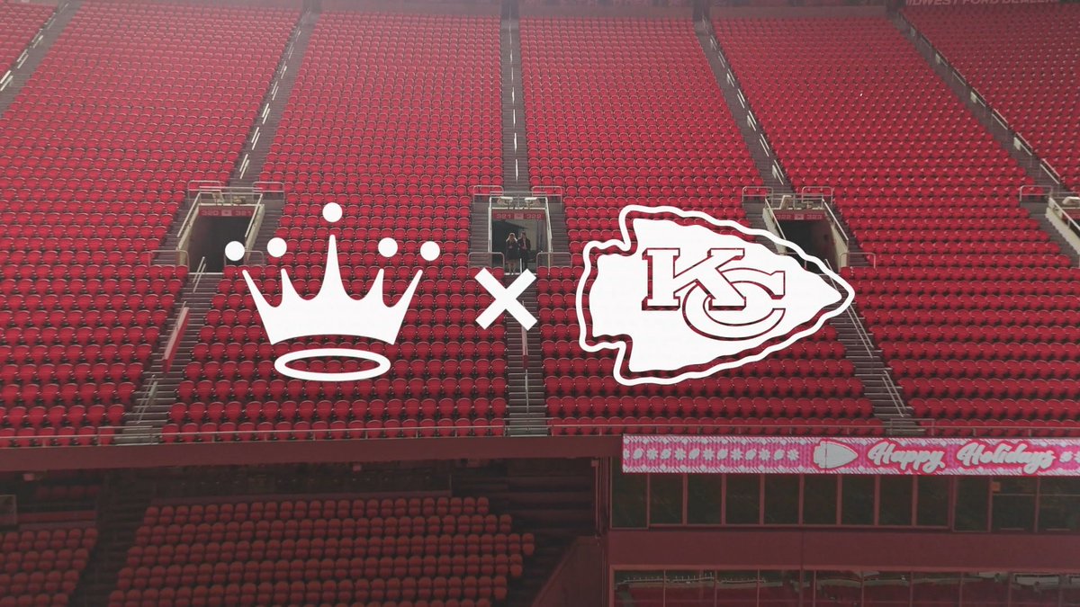 Are you ready for it? 🏈 🎄 #HolidayTouchdown: A Kansas City Chiefs Love Story, starring @Tyler_Hynes and Hunter King, will premiere Saturday, Nov 30 at 8/7c as part of #CountdownToChristmas! Check out the trailer now. #Hynies Hallmark