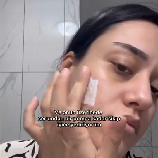 Aknelerinize Karşı Hızlı Kurtarıcınız🆘 Cildinizi Kolayca Pürüzsüzleştirin, Parlayın!