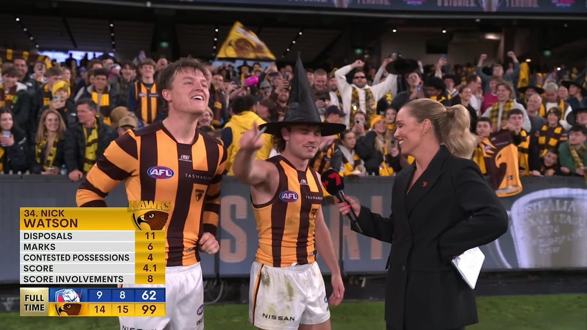 Ginni and the wiz 🤝 #AFLFinals #AFLDogsHawks
