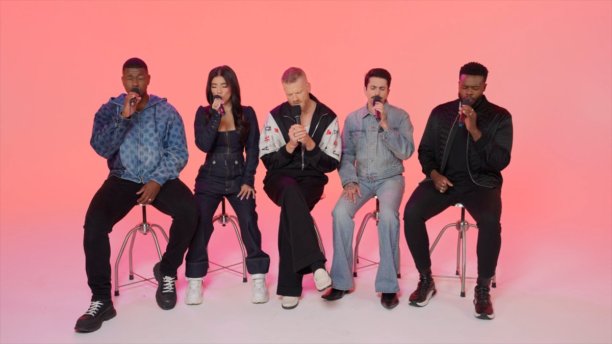 It's not too early to spread some holiday cheer, right? 🎄 🙌 Here's a little preview of what you can expect to hear on our upcoming Christmas tour... 🎶 Tickets for PENTATONIX: HALLELUJAH IT'S A CHRISTMAS TOUR are ON SALE NOW!!