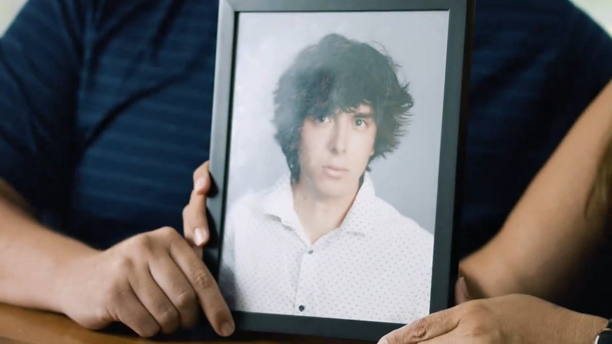 🚨NEW AD🚨 Border Security is Life Or Death The Ayala family knows that better than anyone. They lost their son to a synthetic opioid at just 17 Ruben Gallego chose to help open our borders Kari Lake will secure that border and save lives Join Us⤵️