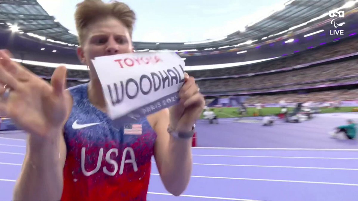 GOLD FOR HUNTER WOODHALL IN THE 400M T62. 🥇 WHAT A WIN. WHAT A REACTION. #ParisParalympics