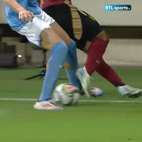 Ce geste de Neymar… pardon JULIEN DURANVILLE