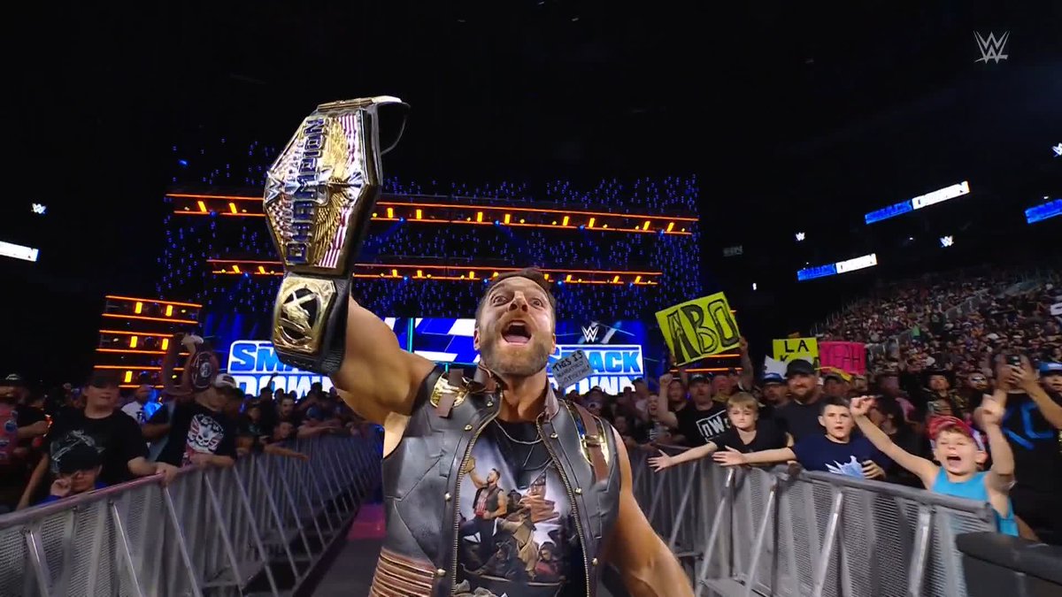 Absolute CHAOS 😱 Things just took a turn real fast! #SmackDown