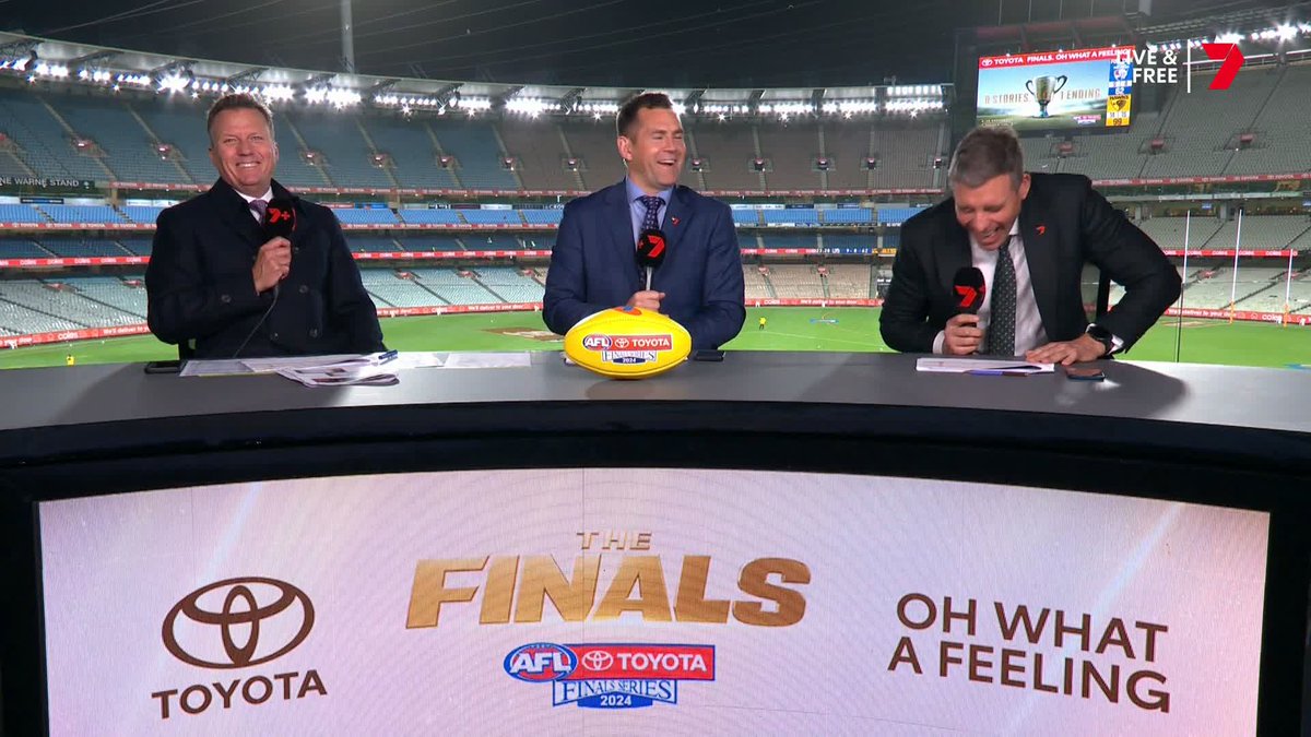 "Do you need any advice on how to present premiership cups Hodgey?" "No, I've lifted it four times Richo." 😂