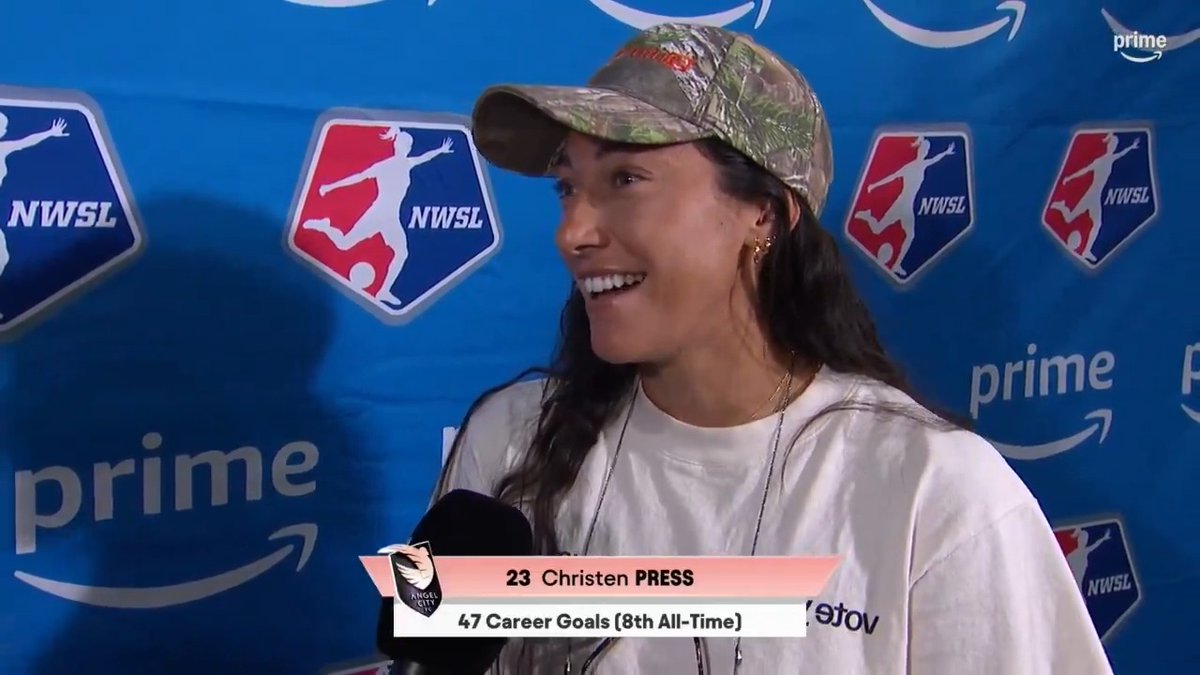 "Just cherishing every moment. It's something I can treasure every moment that I'm out on the field." Christen Press caught up with Kealia Ohai Watt ahead of kickoff. 📺 Sports on Prime
