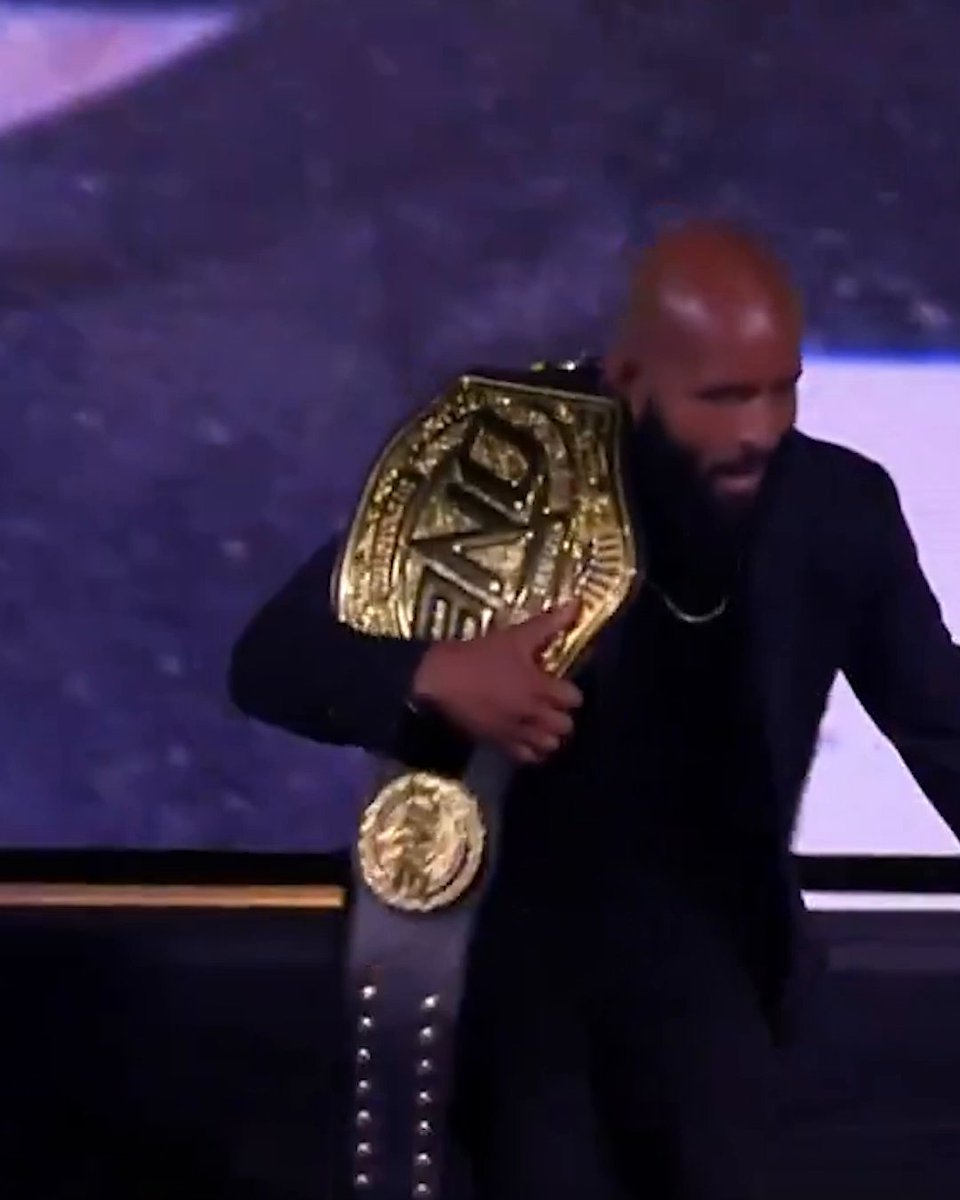 DJ'S FINAL WALKOUT 🥹 WHAT A MOMENT FOR ONE OF THE GOATS 🐐👏 (via ONE Championship)