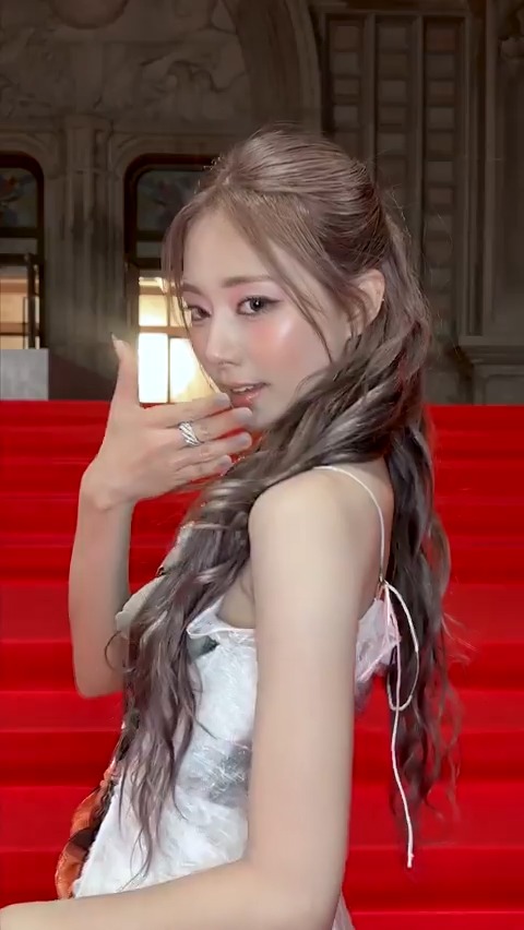 Run Away (Cinderella TZU ver.) 👠 💙 Listen [abouTZU] 💙 #TWICE #트와이스 #TZUYU #쯔위 #abouTZU #RunAway