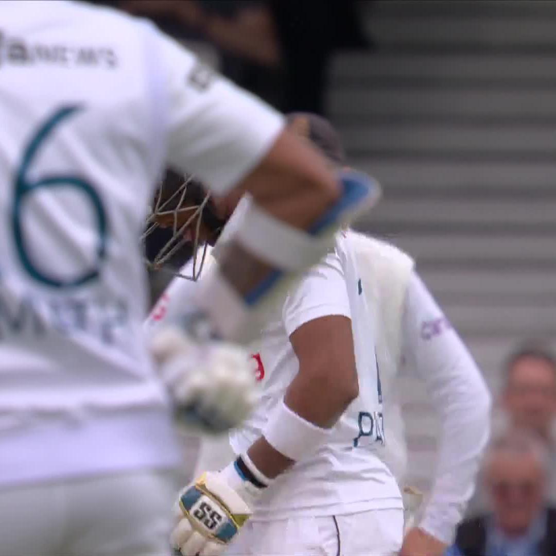 Just the six slips in for Chris Woakes 😅
