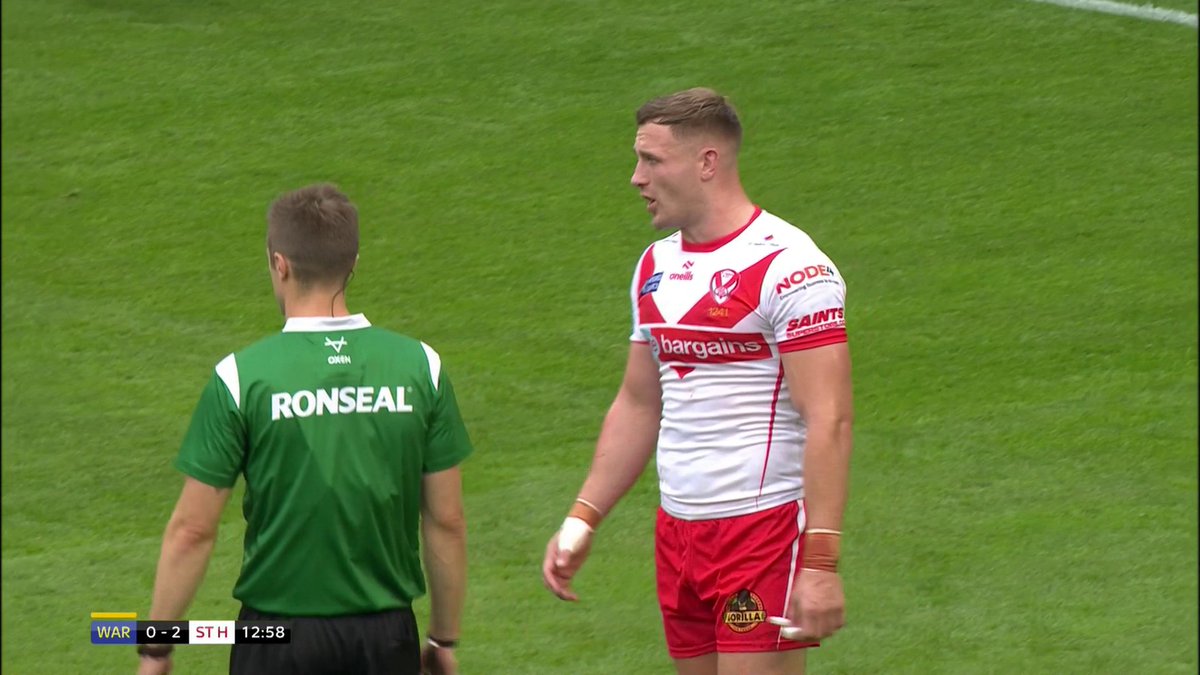 And it's 12 against 12 as Matty Lees hits Drinkwater after the ball had gone and its a yellow for the Saints man. #SkySportsRL