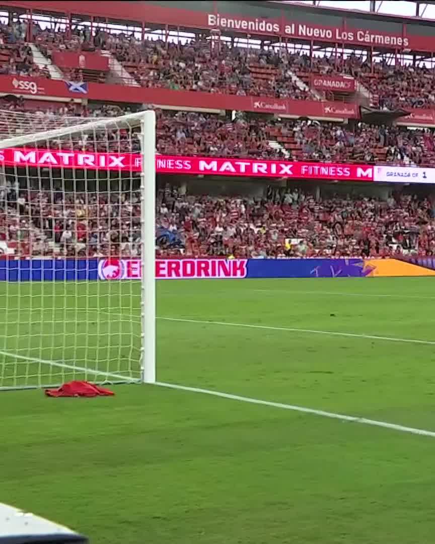 ¡Qué poco le ha faltado a David Mella para hacer el segundo del RC Deportivo! 🤏 ¿Cómo crees que quedará el encuentro? ✍️ #LALIGAHYPERMOTION | #LALIGAHighlights | #GranadaDépor
