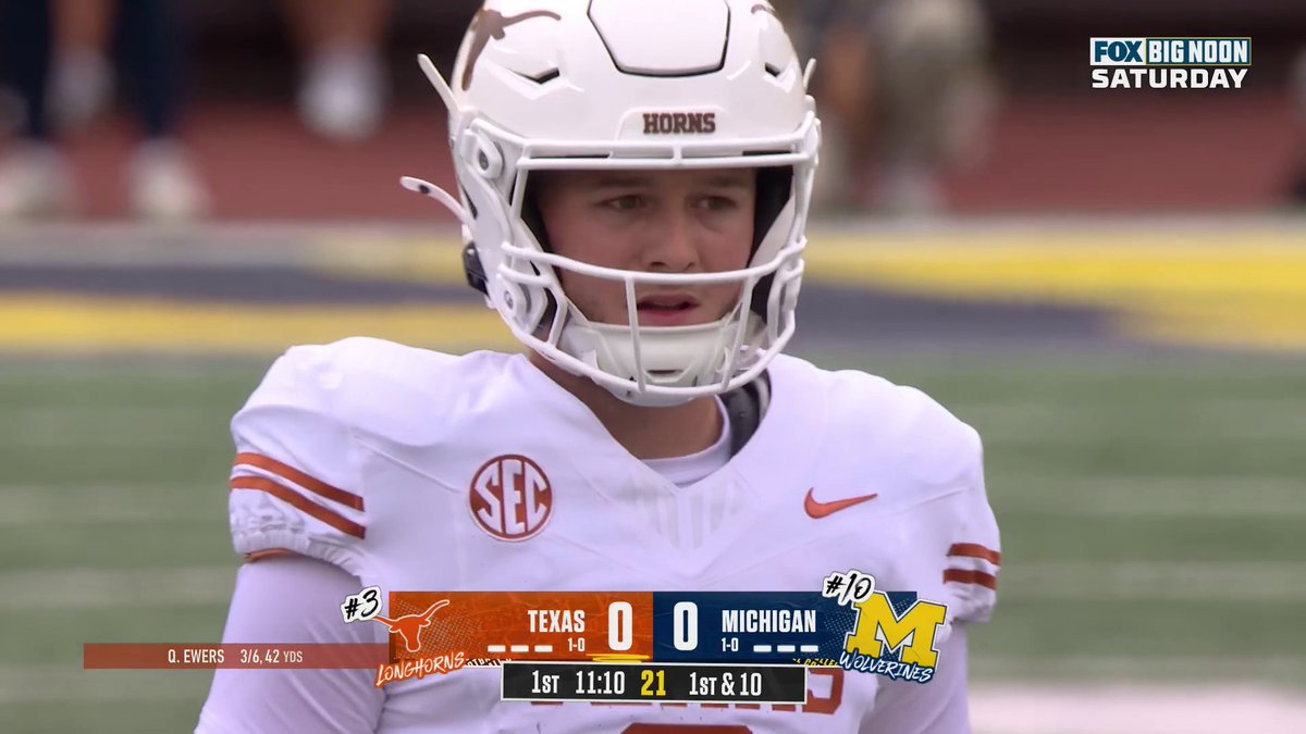 A holding call takes back this beautiful TD pass for Texas 😬
