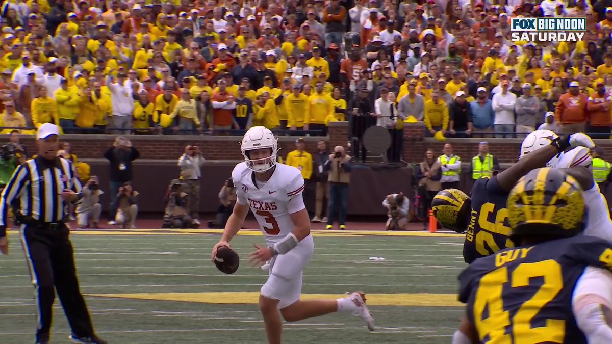 A closer look at the holding call on Texas 🎥