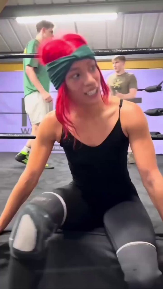 Mercedes titties!!