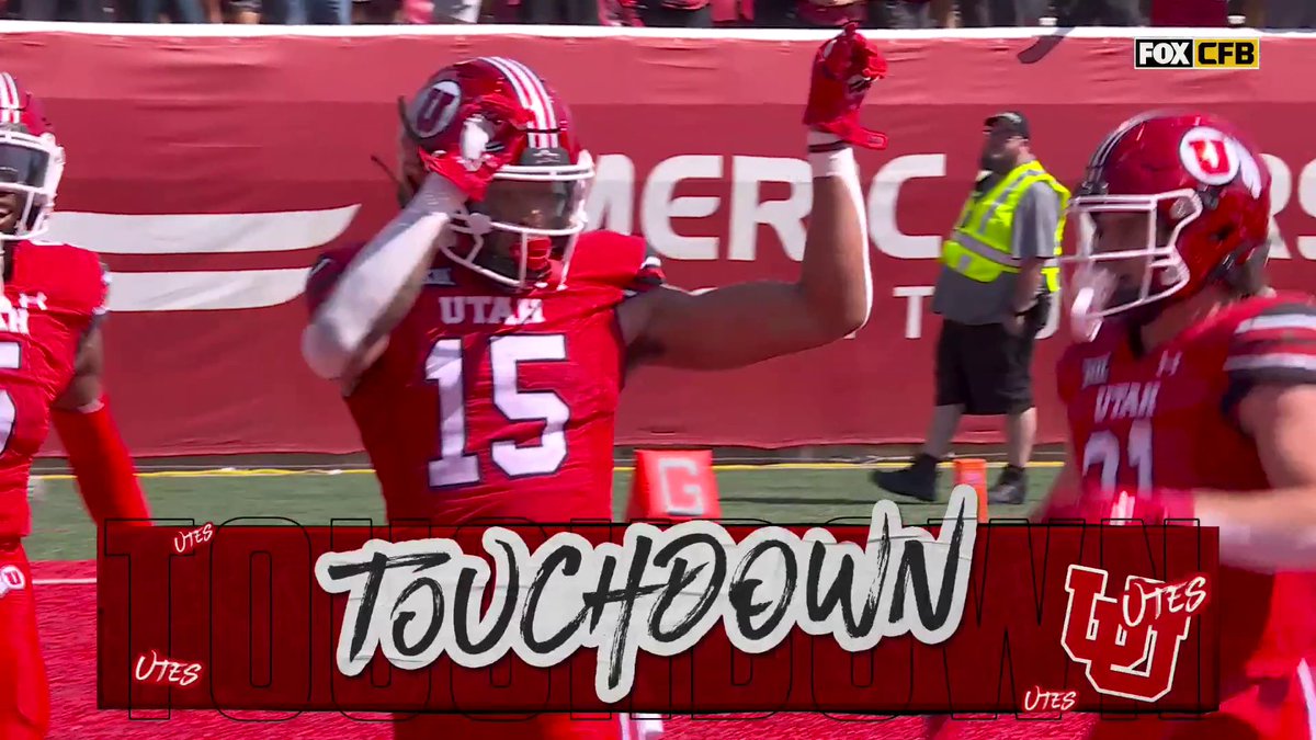Utah is trolling Baylor with high fives before the end-zone