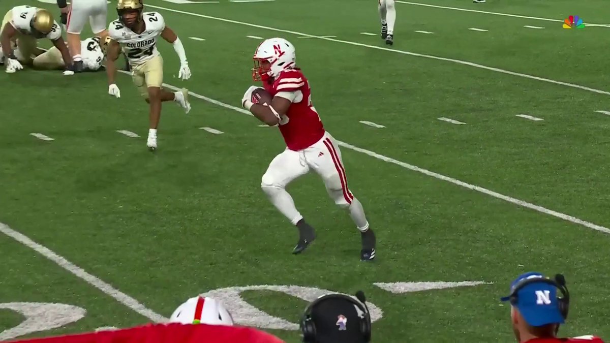 Dante Dowdell is just a problem out there for Nebraska Football 😤
