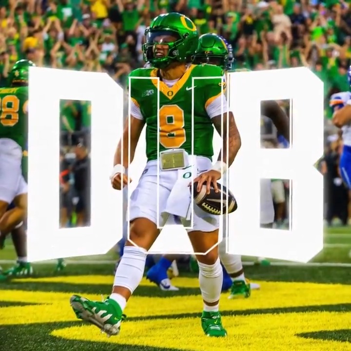All heart. @OregonFootball defeats Boise State 37-34. #GoDucks