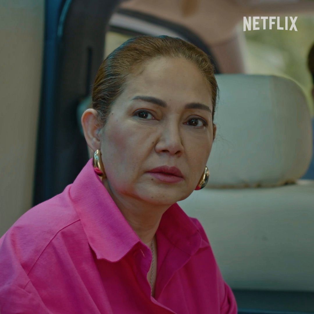 Shewta pag may nagpakita sayong tao at tinutukan ka ng kutsilyo at pappunta ng train to busan ang fezlak with bloody mary, aampunin mo ba? Dapat dito dinadala sa DSWD kalocca! Juzko sino ba writer nito? #LavenderFields