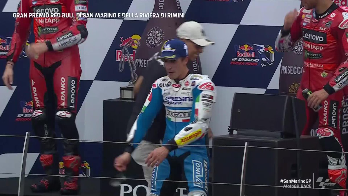 Time to get the party started with DJ Lee Ann Roberts 🎶🎉 And Marc Márquez has got some moves 🕺 #SanMarinoGP 🇸🇲