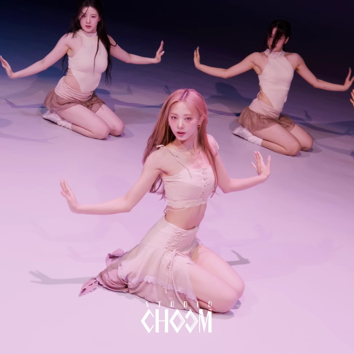 TZUYU'S MOVES ON THE FLOOR?? 🫨